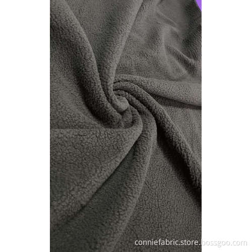 Sherpa fleece en sidoborste och anti-pilling